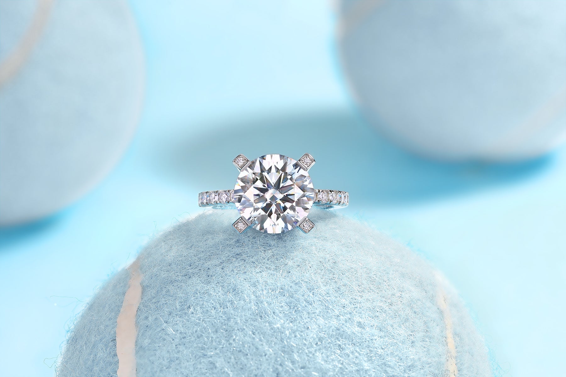 Radiant - A Fashionable And Luxurious Jewelry Piece Set With 5-carat Moissanite S925 Sterling Silver And Platinum-plated Diamond