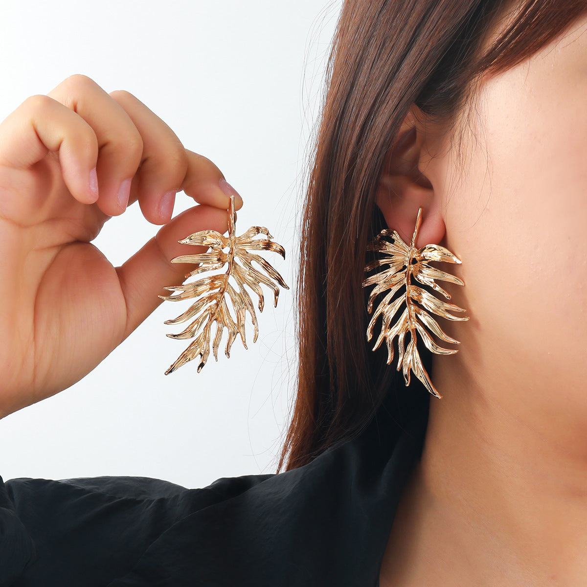 Leaves Simple Earrings Women's Advanced Design Cold Style