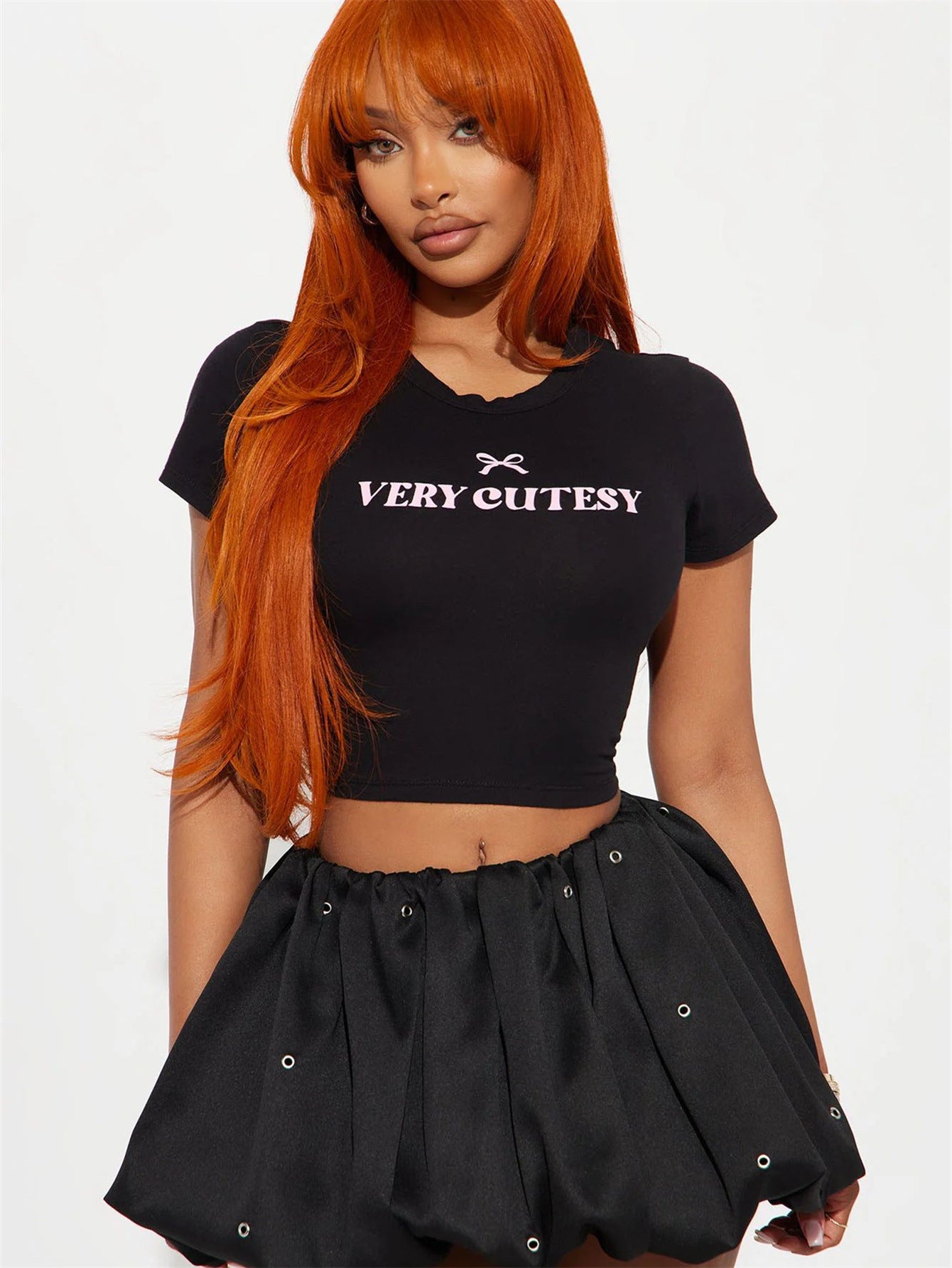 Round Neck Midriff-baring Cropped T-shirt Short Sleeve
