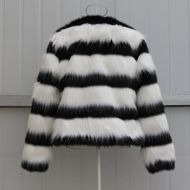 Warm Black And White Striped Long-sleeved Leather Jacket